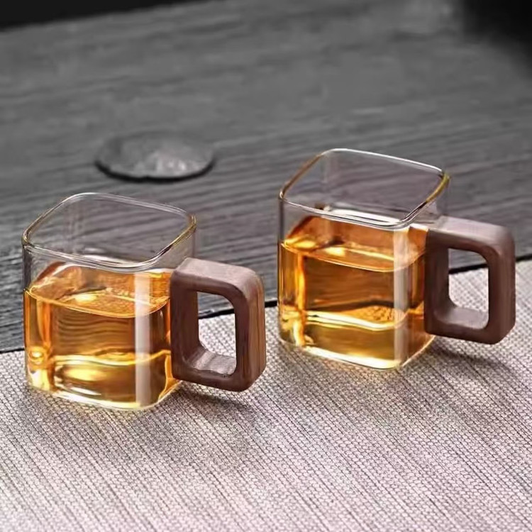 شات قهوه پیرکس دسته چوبی ۶ سانتی کد 1103
