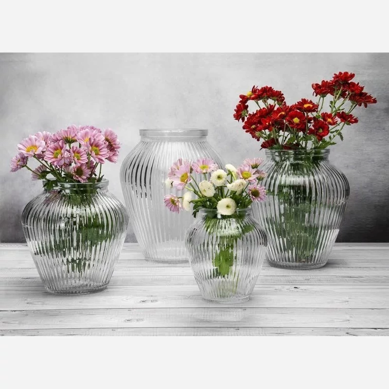 گلدان شیشه ای شیاردار دکوراتیو